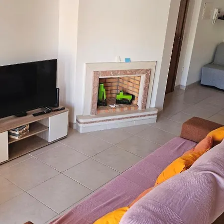 O Cantinho Na Pedra Do Ouro Pataias